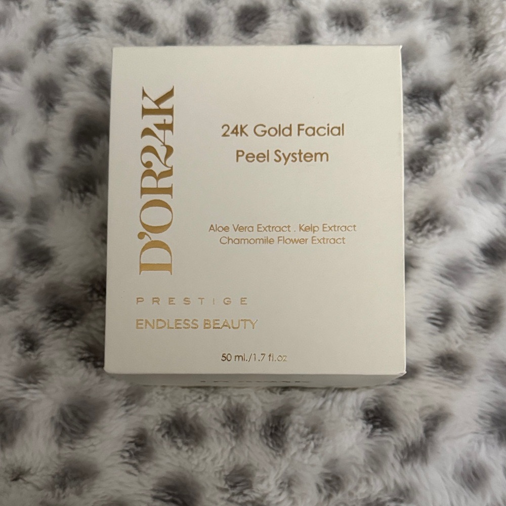 Gold Facial Peel for Radiant Skin
